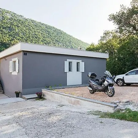 Modern With A Terrace Near Omis * Kucice